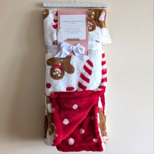 Viral 🎥 Cupcakes & Cashmere Gingerbread Candy Cane Faux Fur Throw